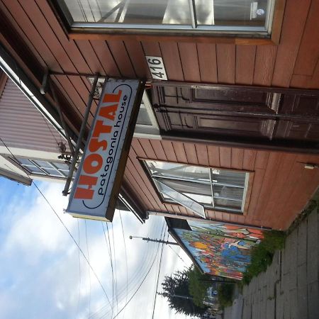 Patagonia House Vandrarhem Punta Arenas Exteriör bild